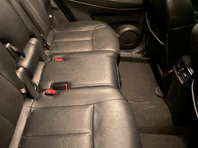 Черный Ниссан Rogue, объемом двигателя 2.5 л и пробегом 144 тыс. км за 17000 $, фото 5 на Automoto.ua