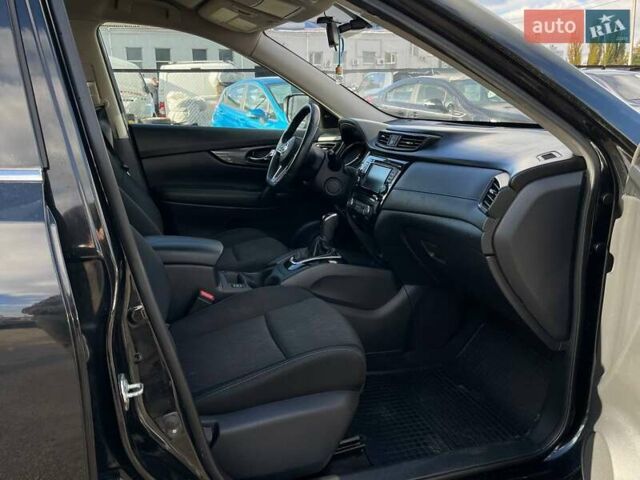 Черный Ниссан Rogue, объемом двигателя 2.49 л и пробегом 146 тыс. км за 13490 $, фото 31 на Automoto.ua