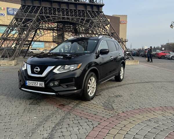 Черный Ниссан Rogue, объемом двигателя 2.49 л и пробегом 117 тыс. км за 15300 $, фото 1 на Automoto.ua