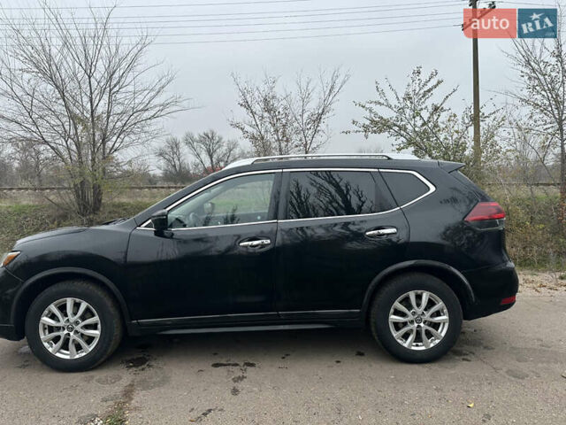 Черный Ниссан Rogue, объемом двигателя 2.49 л и пробегом 148 тыс. км за 14000 $, фото 34 на Automoto.ua