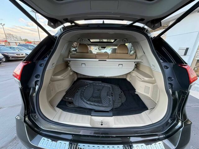 Черный Ниссан Rogue, объемом двигателя 2.5 л и пробегом 61 тыс. км за 8000 $, фото 15 на Automoto.ua