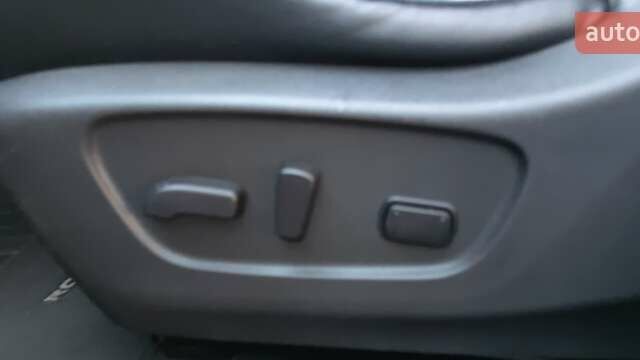 Черный Ниссан Rogue, объемом двигателя 2.49 л и пробегом 144 тыс. км за 16000 $, фото 14 на Automoto.ua