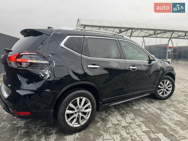 Черный Ниссан Rogue, объемом двигателя 2.49 л и пробегом 115 тыс. км за 8500 $, фото 5 на Automoto.ua