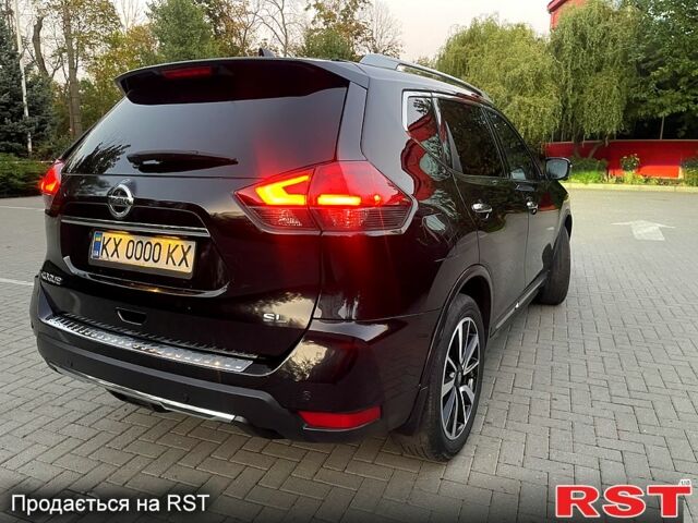Черный Ниссан Rogue, объемом двигателя 2.5 л и пробегом 156 тыс. км за 17500 $, фото 7 на Automoto.ua