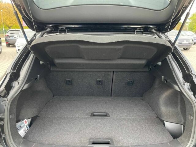 Чорний Ніссан Rogue, об'ємом двигуна 2 л та пробігом 12 тис. км за 16500 $, фото 22 на Automoto.ua