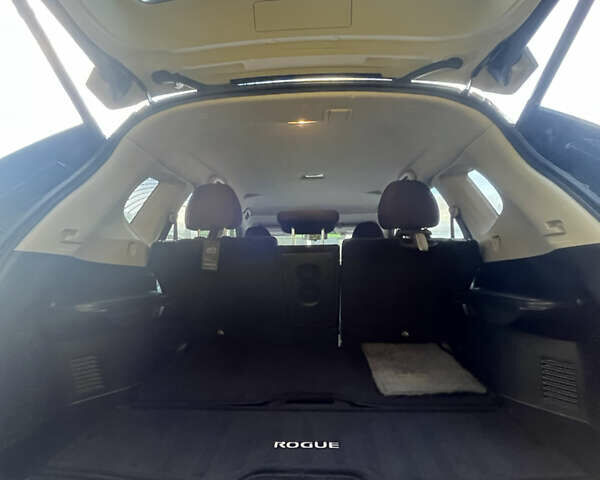 Черный Ниссан Rogue, объемом двигателя 2.49 л и пробегом 81 тыс. км за 14500 $, фото 46 на Automoto.ua