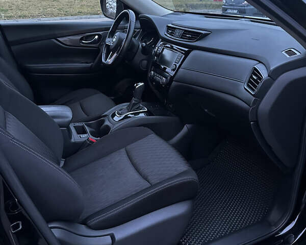 Чорний Ніссан Rogue, об'ємом двигуна 2.49 л та пробігом 113 тис. км за 17500 $, фото 31 на Automoto.ua