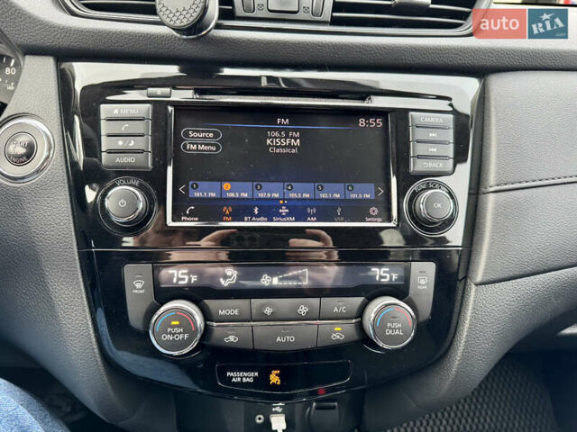 Чорний Ніссан Rogue, об'ємом двигуна 2.49 л та пробігом 136 тис. км за 17300 $, фото 23 на Automoto.ua