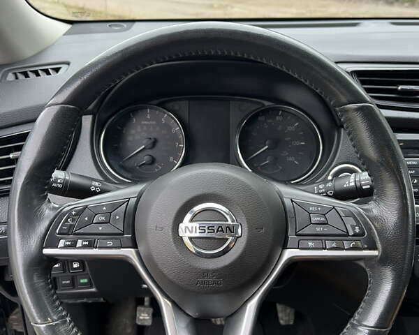 Черный Ниссан Rogue, объемом двигателя 2.49 л и пробегом 161 тыс. км за 14300 $, фото 33 на Automoto.ua