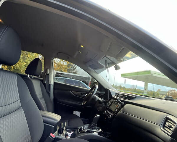 Черный Ниссан Rogue, объемом двигателя 2.49 л и пробегом 81 тыс. км за 14500 $, фото 42 на Automoto.ua