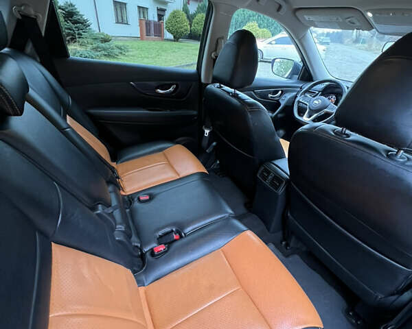 Черный Ниссан Rogue, объемом двигателя 2.49 л и пробегом 161 тыс. км за 14300 $, фото 45 на Automoto.ua