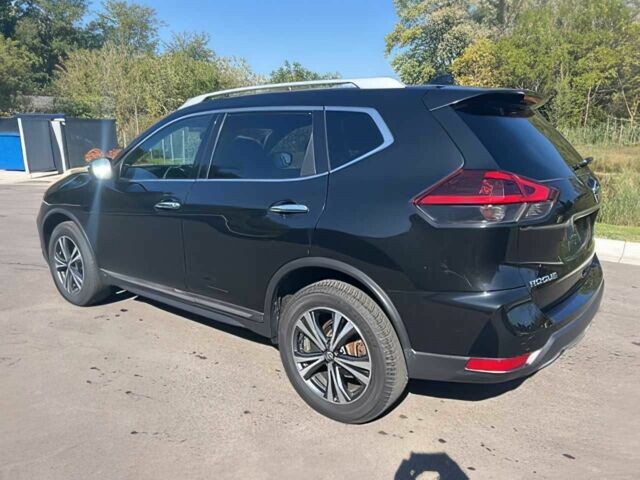 Черный Ниссан Rogue, объемом двигателя 2.5 л и пробегом 43 тыс. км за 11200 $, фото 6 на Automoto.ua