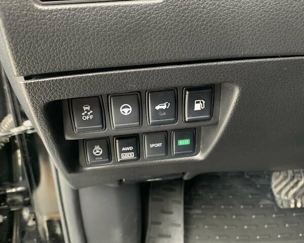 Черный Ниссан Rogue, объемом двигателя 2.49 л и пробегом 62 тыс. км за 13500 $, фото 31 на Automoto.ua