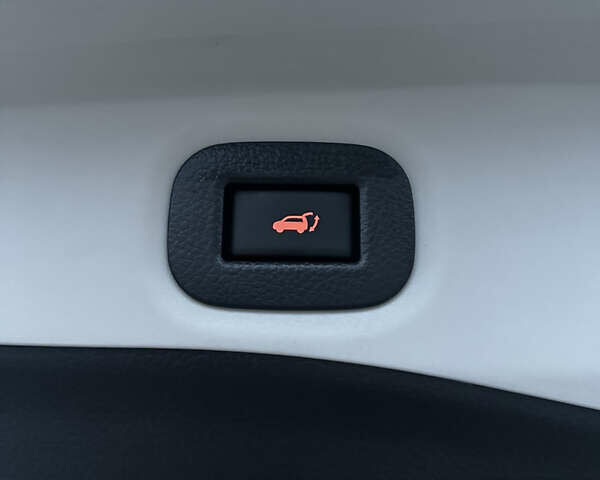 Чорний Ніссан Rogue, об'ємом двигуна 2.49 л та пробігом 113 тис. км за 17500 $, фото 45 на Automoto.ua