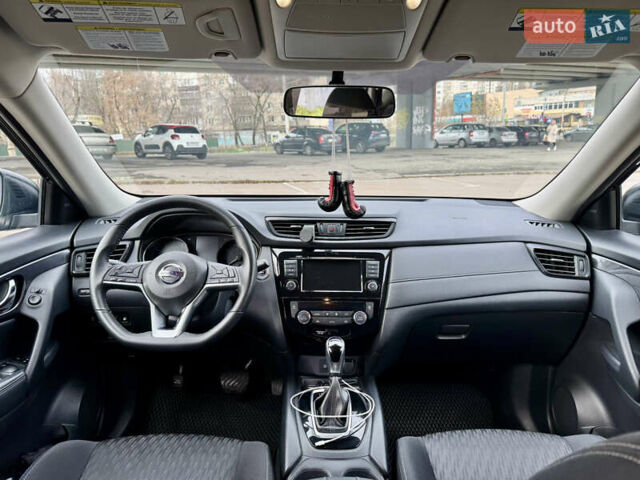 Чорний Ніссан Rogue, об'ємом двигуна 2.49 л та пробігом 136 тис. км за 17300 $, фото 13 на Automoto.ua