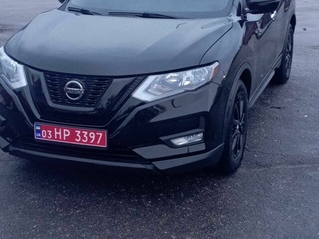 Черный Ниссан Rogue, объемом двигателя 2.5 л и пробегом 113 тыс. км за 16000 $, фото 1 на Automoto.ua