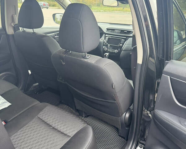 Чорний Ніссан Rogue, об'ємом двигуна 2.49 л та пробігом 198 тис. км за 16000 $, фото 21 на Automoto.ua