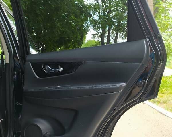 Черный Ниссан Rogue, объемом двигателя 2.5 л и пробегом 79 тыс. км за 18500 $, фото 14 на Automoto.ua