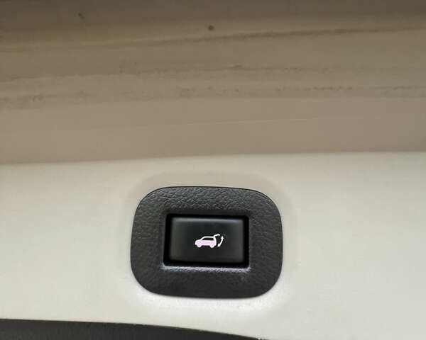 Черный Ниссан Rogue, объемом двигателя 2.49 л и пробегом 161 тыс. км за 14300 $, фото 62 на Automoto.ua