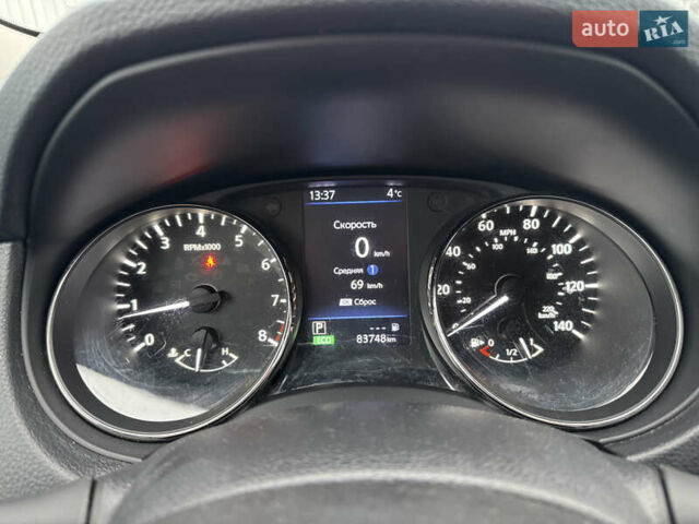 Черный Ниссан Rogue, объемом двигателя 2.49 л и пробегом 83 тыс. км за 17490 $, фото 19 на Automoto.ua