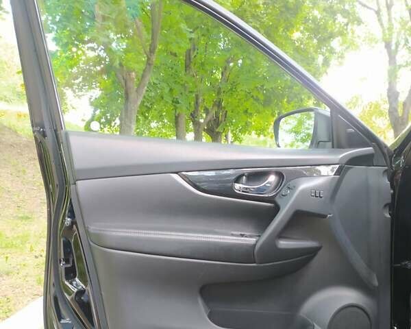 Черный Ниссан Rogue, объемом двигателя 2.5 л и пробегом 79 тыс. км за 18500 $, фото 6 на Automoto.ua