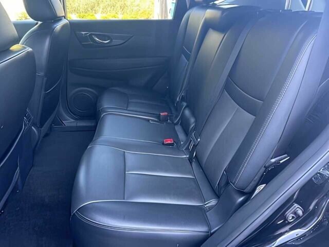 Черный Ниссан Rogue, объемом двигателя 2.5 л и пробегом 43 тыс. км за 11200 $, фото 11 на Automoto.ua