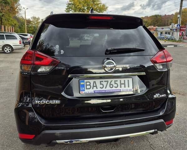 Черный Ниссан Rogue, объемом двигателя 2.49 л и пробегом 43 тыс. км за 18700 $, фото 22 на Automoto.ua