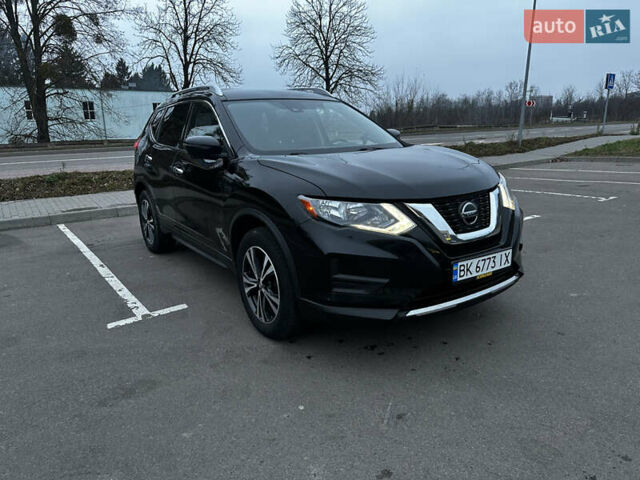 Чорний Ніссан Rogue, об'ємом двигуна 2.49 л та пробігом 113 тис. км за 17500 $, фото 3 на Automoto.ua