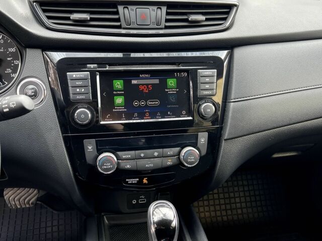 Черный Ниссан Rogue, объемом двигателя 2.5 л и пробегом 101 тыс. км за 17200 $, фото 17 на Automoto.ua