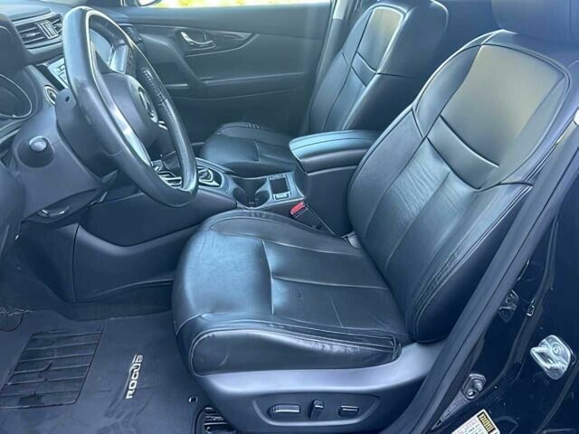 Черный Ниссан Rogue, объемом двигателя 2.5 л и пробегом 43 тыс. км за 11200 $, фото 9 на Automoto.ua