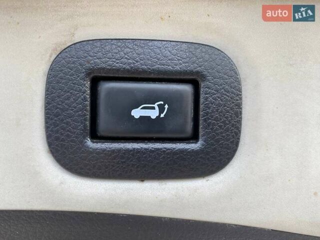 Черный Ниссан Rogue, объемом двигателя 2.49 л и пробегом 46 тыс. км за 18700 $, фото 11 на Automoto.ua