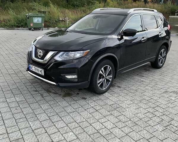 Черный Ниссан Rogue, объемом двигателя 2.49 л и пробегом 62 тыс. км за 13500 $, фото 4 на Automoto.ua