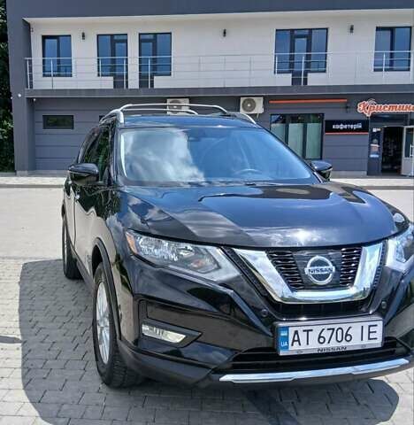 Черный Ниссан Rogue, объемом двигателя 2 л и пробегом 91 тыс. км за 16700 $, фото 1 на Automoto.ua