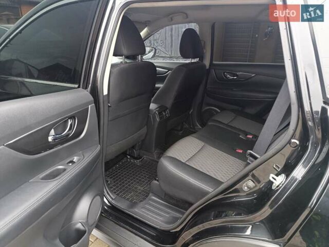 Черный Ниссан Rogue, объемом двигателя 2.49 л и пробегом 157 тыс. км за 13500 $, фото 8 на Automoto.ua