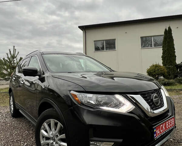 Черный Ниссан Rogue, объемом двигателя 2.49 л и пробегом 161 тыс. км за 14300 $, фото 10 на Automoto.ua