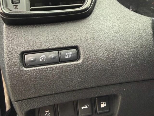 Чорний Ніссан Rogue, об'ємом двигуна 2.5 л та пробігом 178 тис. км за 13500 $, фото 12 на Automoto.ua