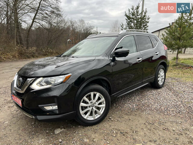 Черный Ниссан Rogue, объемом двигателя 2.49 л и пробегом 161 тыс. км за 14300 $, фото 3 на Automoto.ua