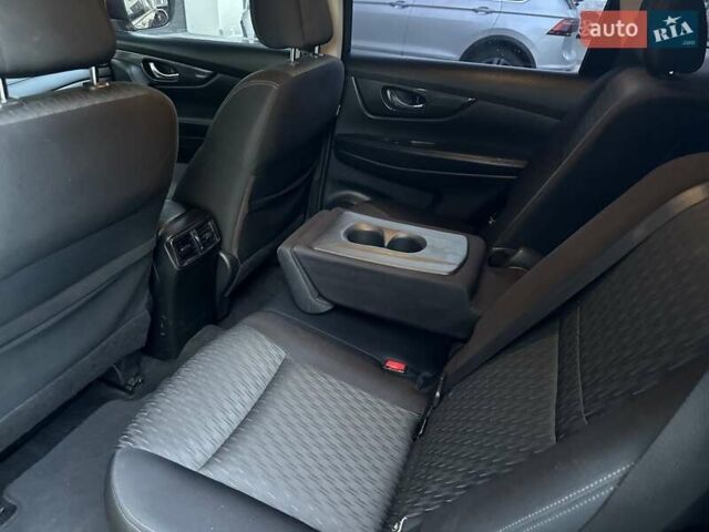 Черный Ниссан Rogue, объемом двигателя 2.5 л и пробегом 72 тыс. км за 14990 $, фото 17 на Automoto.ua