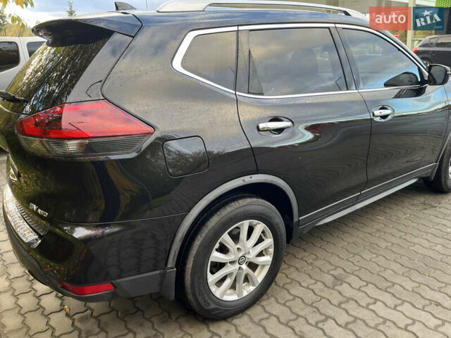 Черный Ниссан Rogue, объемом двигателя 2.49 л и пробегом 81 тыс. км за 14500 $, фото 7 на Automoto.ua