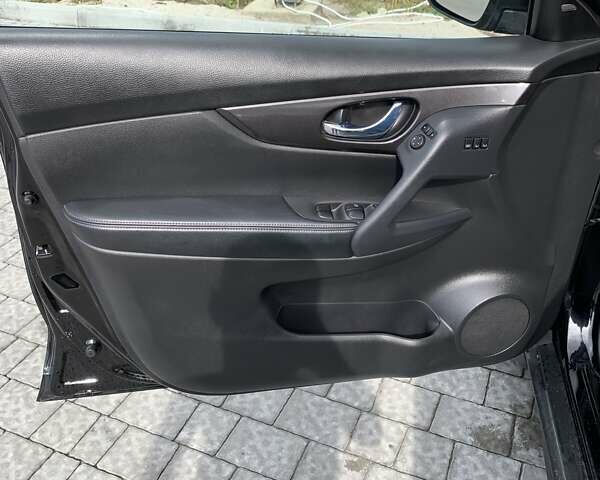 Черный Ниссан Rogue, объемом двигателя 2.49 л и пробегом 62 тыс. км за 13500 $, фото 26 на Automoto.ua