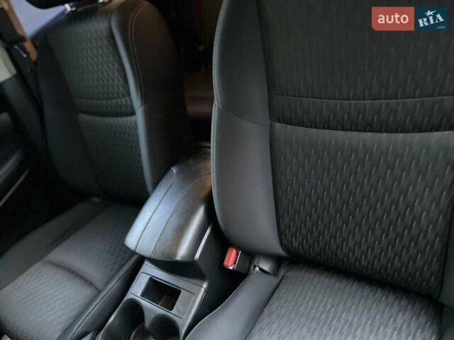 Черный Ниссан Rogue, объемом двигателя 2.5 л и пробегом 72 тыс. км за 14990 $, фото 11 на Automoto.ua