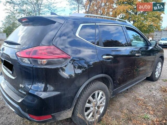 Чорний Ніссан Rogue, об'ємом двигуна 2.49 л та пробігом 121 тис. км за 17000 $, фото 1 на Automoto.ua