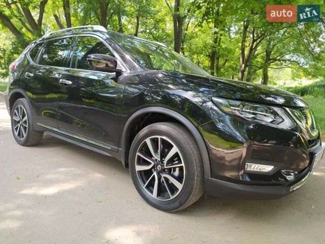 Черный Ниссан Rogue, объемом двигателя 2.5 л и пробегом 79 тыс. км за 18500 $, фото 2 на Automoto.ua
