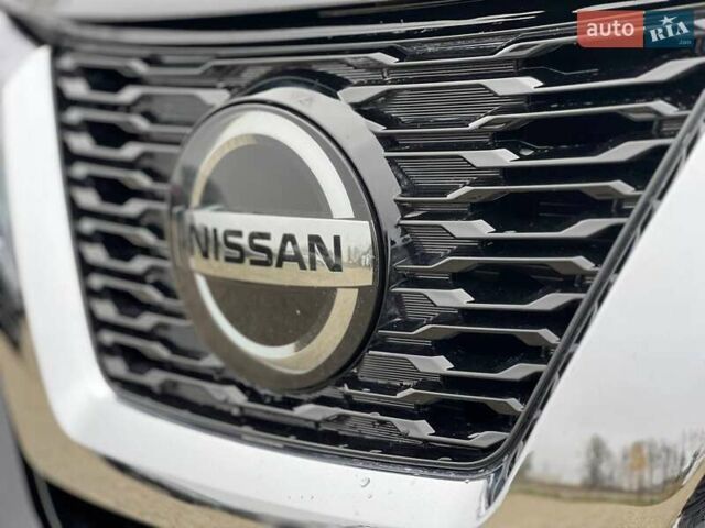 Черный Ниссан Rogue, объемом двигателя 2.5 л и пробегом 177 тыс. км за 14800 $, фото 16 на Automoto.ua