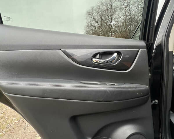 Черный Ниссан Rogue, объемом двигателя 2.49 л и пробегом 161 тыс. км за 14300 $, фото 43 на Automoto.ua