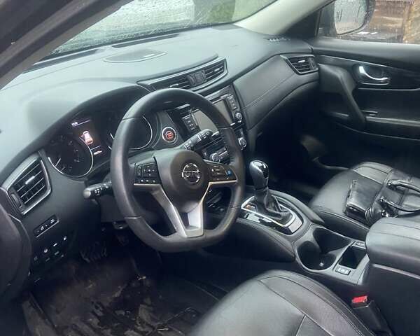 Черный Ниссан Rogue, объемом двигателя 2.49 л и пробегом 99 тыс. км за 14900 $, фото 7 на Automoto.ua