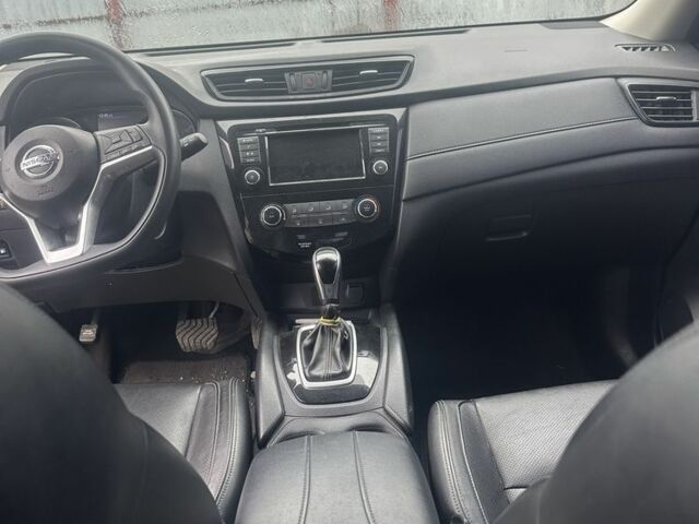Черный Ниссан Rogue, объемом двигателя 2.5 л и пробегом 60 тыс. км за 15200 $, фото 6 на Automoto.ua