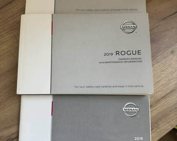 Черный Ниссан Rogue, объемом двигателя 2.49 л и пробегом 93 тыс. км за 16700 $, фото 26 на Automoto.ua