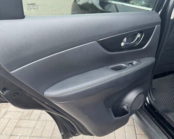 Чорний Ніссан Rogue, об'ємом двигуна 2.49 л та пробігом 198 тис. км за 16000 $, фото 20 на Automoto.ua