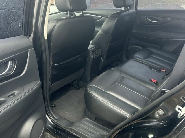 Черный Ниссан Rogue, объемом двигателя 2.5 л и пробегом 60 тыс. км за 15200 $, фото 11 на Automoto.ua